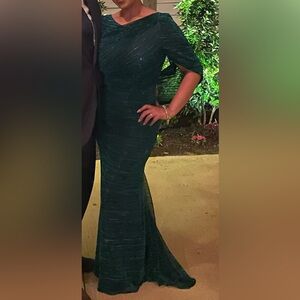 Elegant Green Evening Dress